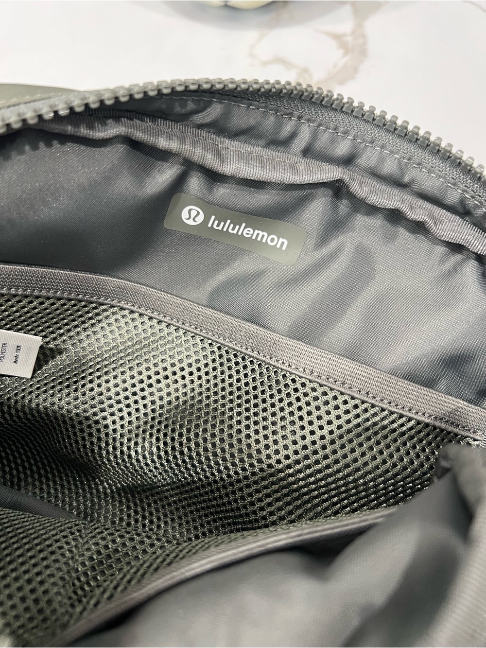 NWT LULULEMON EVERYWHERE BELT BAG LARGE - Picture 5 of 7